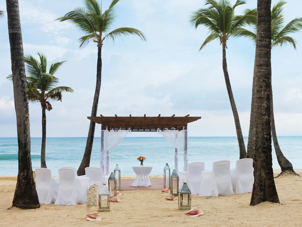 Beach Wedding Setup