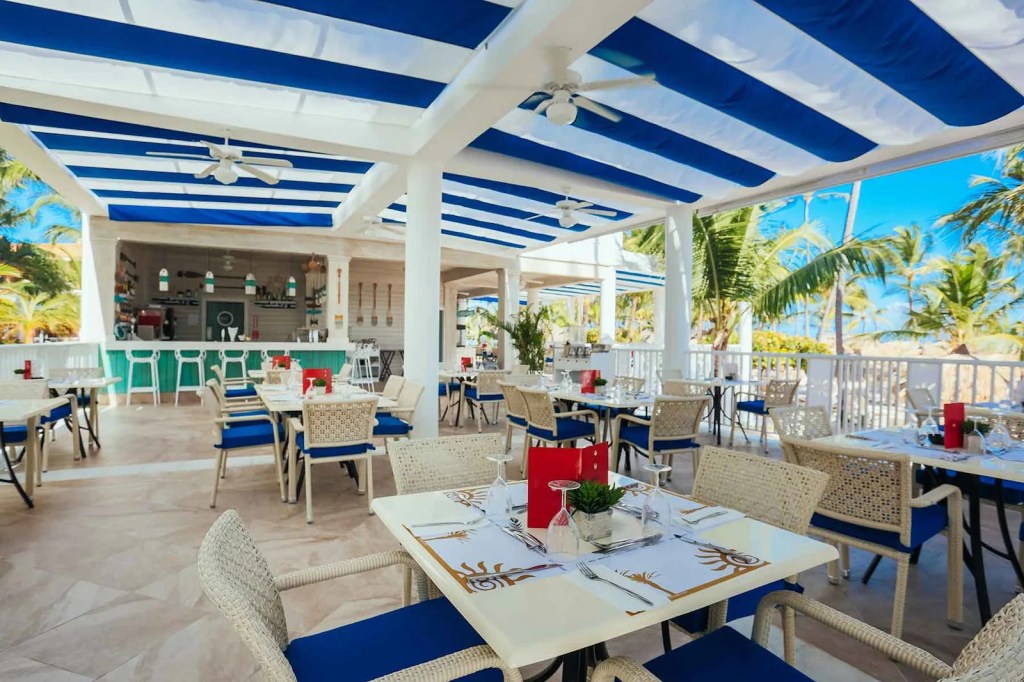 Fantasia Beach Restaurant