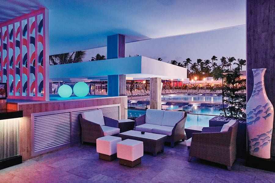 Swimup Bar Riu Bambu