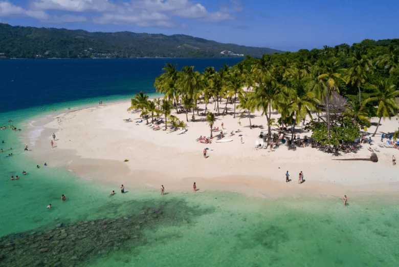 Cayo Levantado Bacardi Island