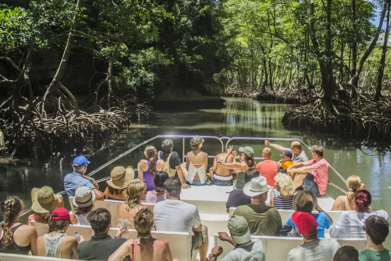 Boat ride Los Haitises