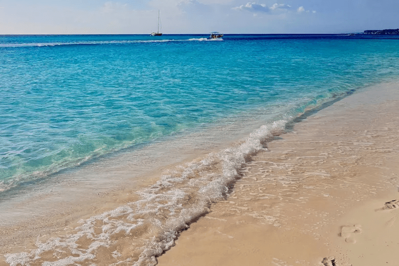 Beach Bahia de las Aguilas